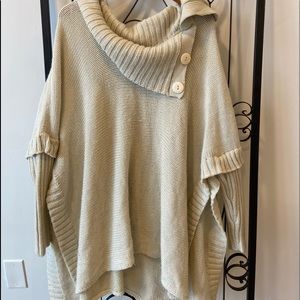 Cream poncho